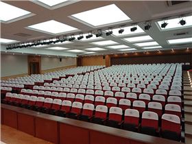 【四川重慶】朝陽中學多功能廳工程案例