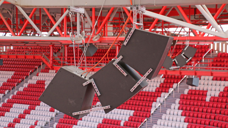 爵士龍專業(yè)音響為歐洲冠軍聯(lián)賽吶喊助威