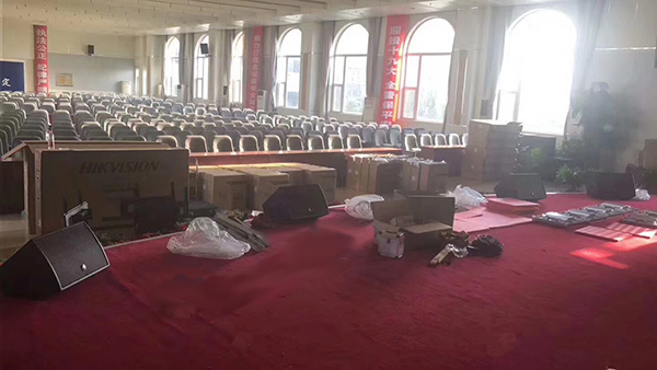 【山西】多功能廳采用8+2線陣音響系統(tǒng)