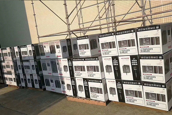 墨西哥客戶再次定制400套有源聲柱組合